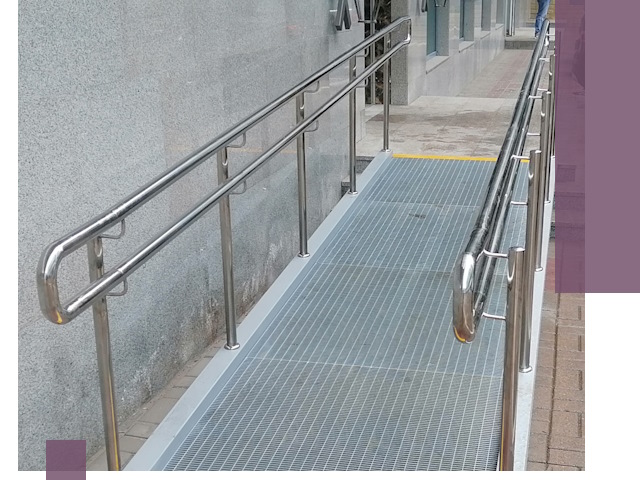 Пандусы для инвалидов в Щербинке — изготовление и монтаж